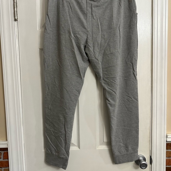 Women’s Disney jogger sweatpants size xl - Picture 7 of 8